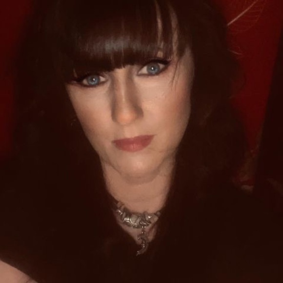 Meet your Posher, Bobbijo - Picture 1 of 1